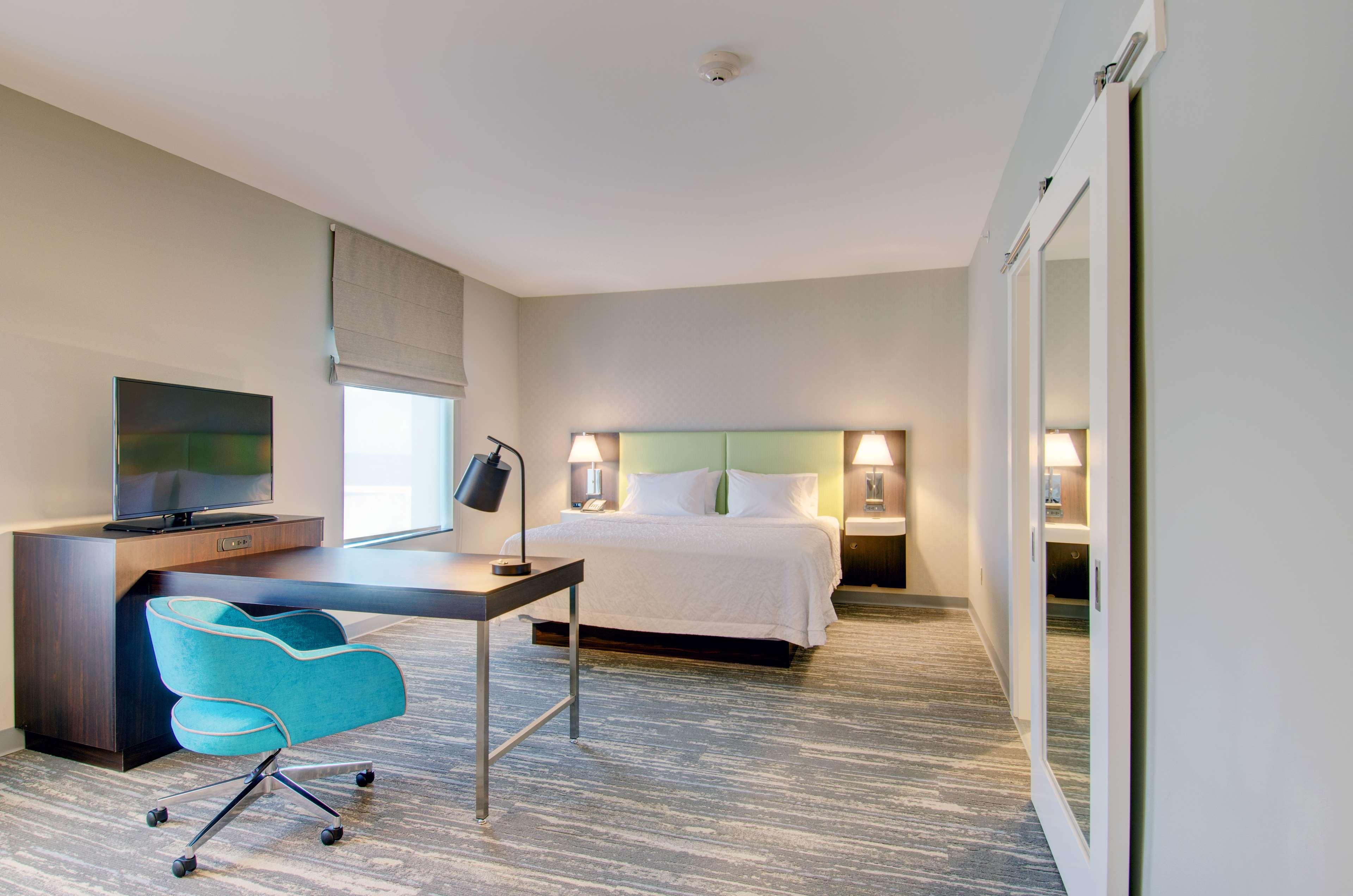 Hotel Hampton & Boston/stoughton