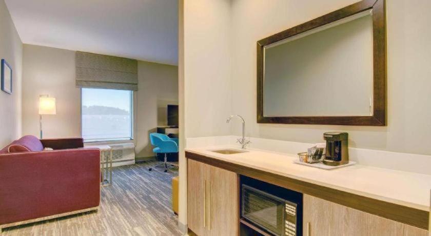 Hotel Hampton & Boston/stoughton 2*