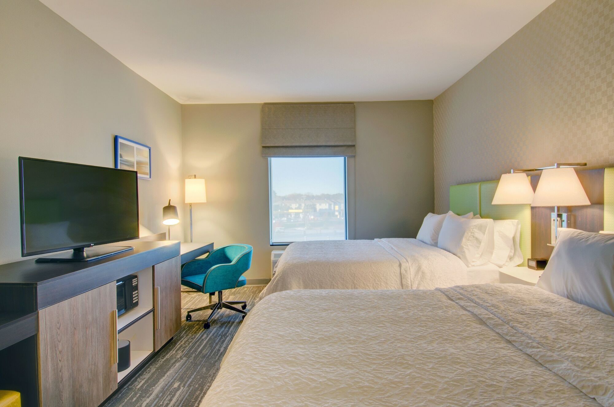 Hampton & Boston/stoughton Hotel 2*