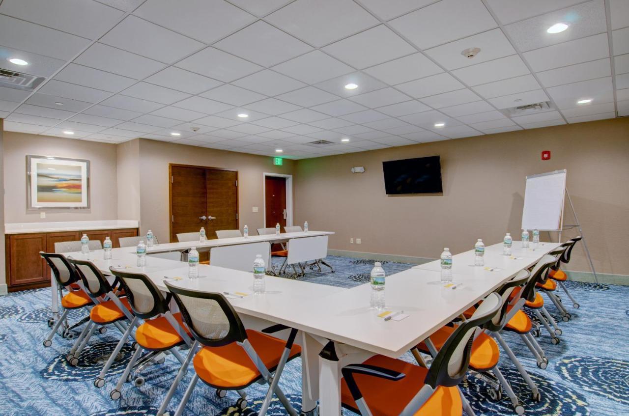 Hotel Hampton & Boston/stoughton 2*